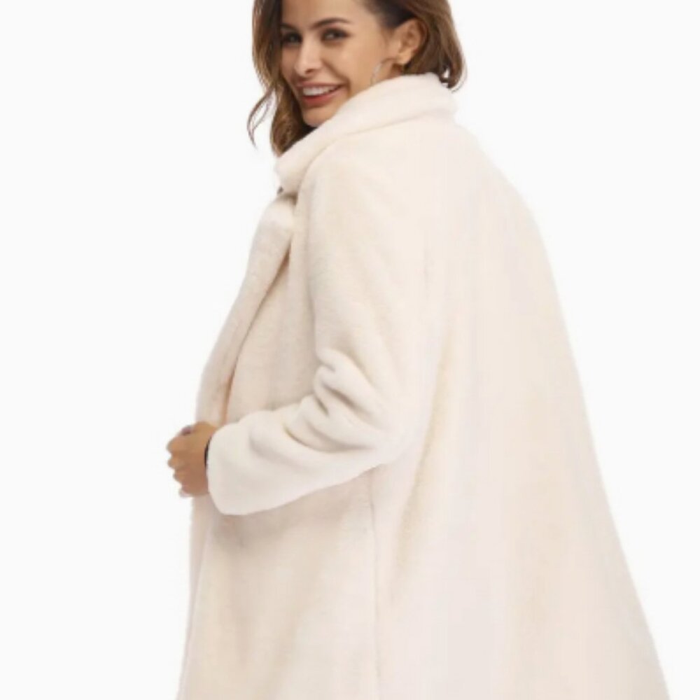 White Faux Fur Jacket – Chic & Elegant Winter Layer - Picture 5 of 5